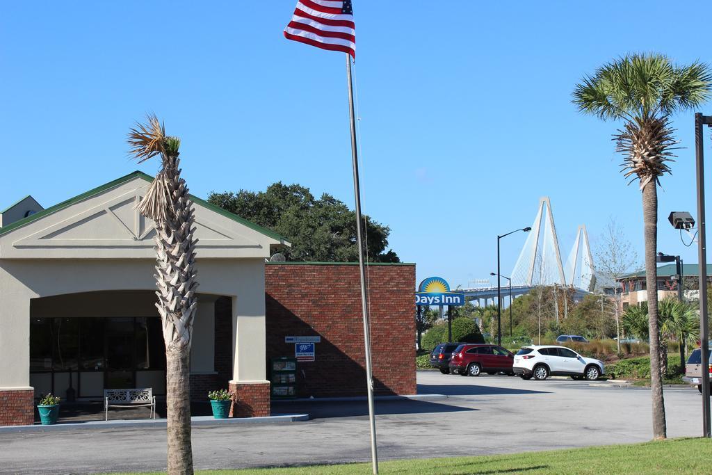 Days Inn By Wyndham Mt Pleasant-Charleston-Patriots Point Exterior foto